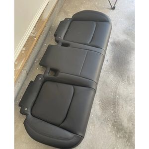 TESLA MODEL Y BACK SEAT OEM - BLACK